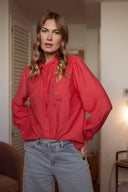 Chemise fluide rouge femme printemps brodée tendance Rosalie