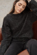 Pull gris foncé hiver femme chaud et doux oversize Sohan