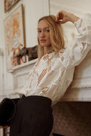 Blouse dentelle écru femme Solly décolleté V