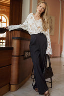 Blouse dentelle écru femme Solly décolleté V