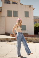 Jean large taille haute bleu clair avec fleurs brodées femme été tendance bohème Renald