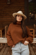 Pull col roulé camel oversize femme Hugo chaud hiver tendance