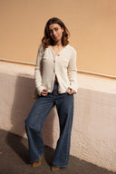 Gilet classique beige femme mi saison avec boutons dores Pedro