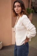 Gilet classique beige femme mi saison avec boutons dores Pedro