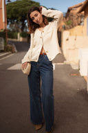 Gilet classique beige femme mi saison avec boutons dores Pedro