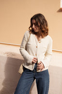 Gilet classique beige femme mi saison avec boutons dores Pedro