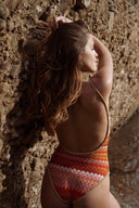 Maillot de bain femme une pièce en crochet orange et doré Donato