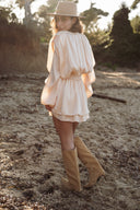 Robe courte femme beige nouée a la taille tendance isabeau delatour Ivy