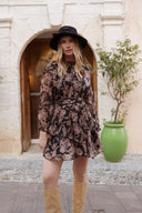 Robe courte hiver femme marron et noir avec volants et col montant Marthe