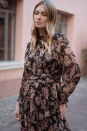 Robe courte hiver femme marron et noir avec volants et col montant Marthe