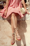 Sandales plates été femme dorée lien à nouer autour de la cheville